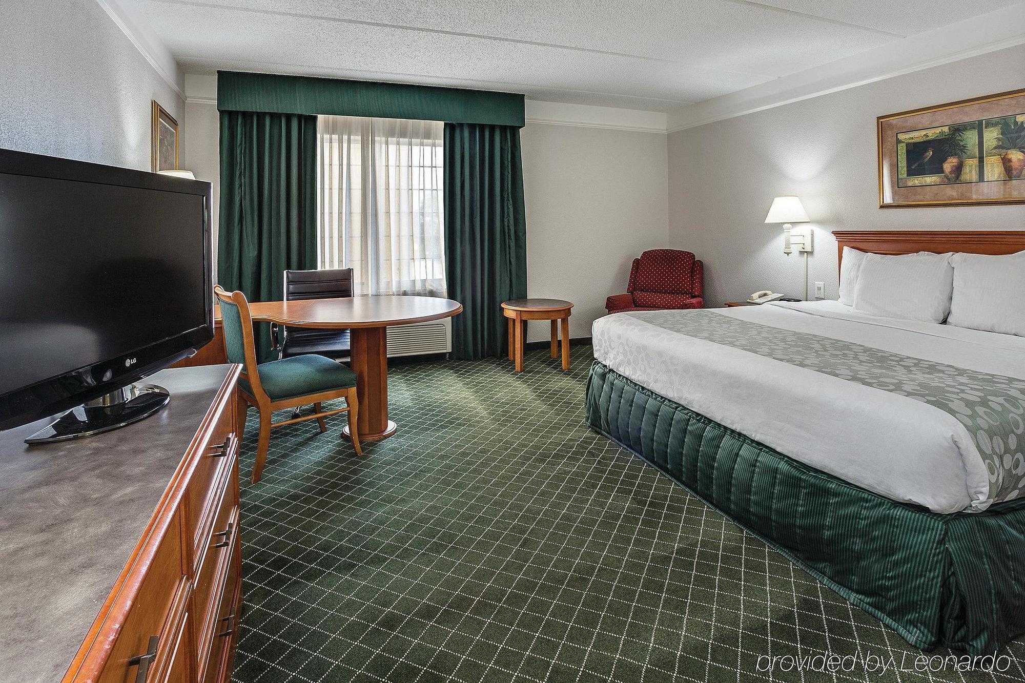 La Quinta By Wyndham Myrtle Beach Broadway Area מראה חיצוני תמונה